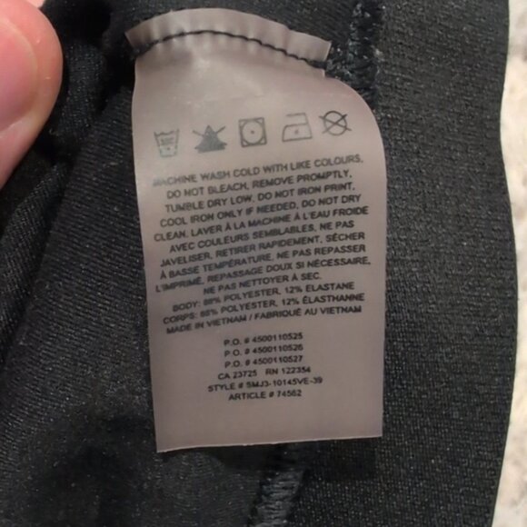 Artizia TNA snake print Sports Bra - Picture 6 of 6